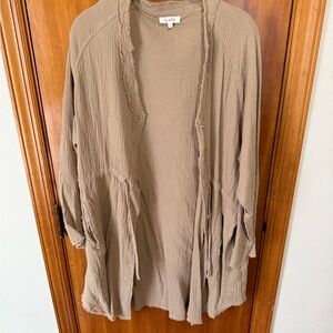 Easel Lightweight Open Front Shawl Cardigan in Taupe